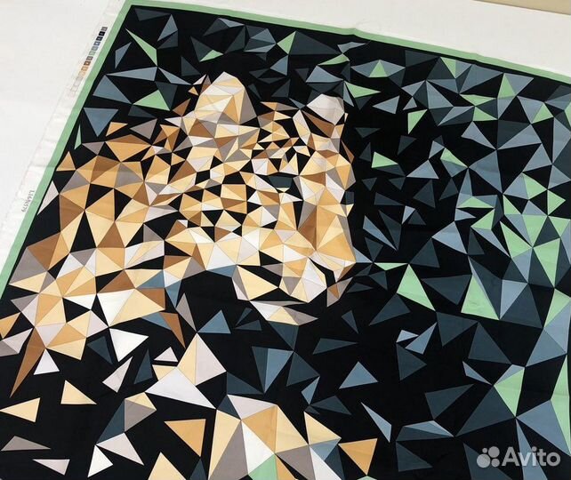 Оригинальный платок Cartier, принт «пантера»