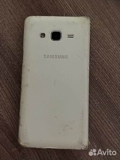 Телефон Samsung j3