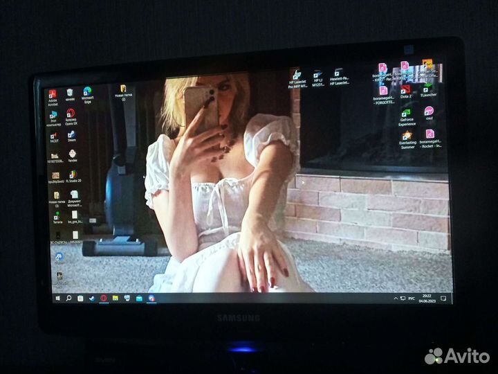 Монитор Samsung