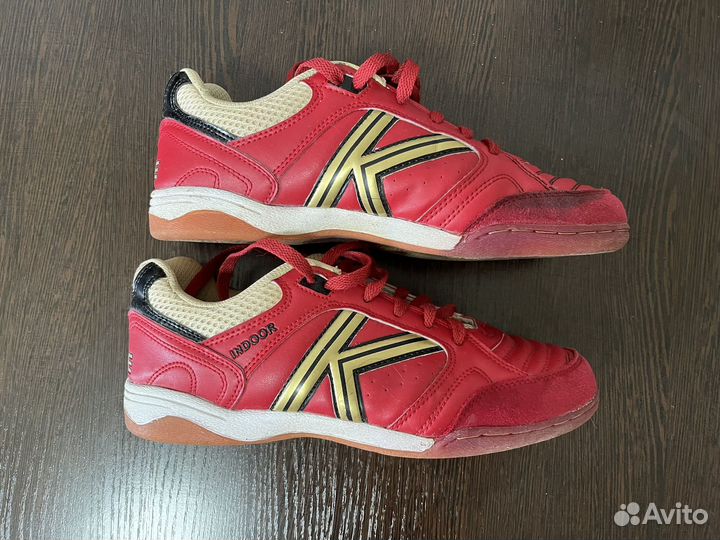 Футбольные бутсы