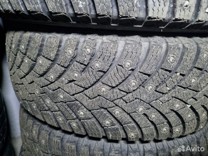 Pirelli Ice Zero 2 205/55 R16 94T