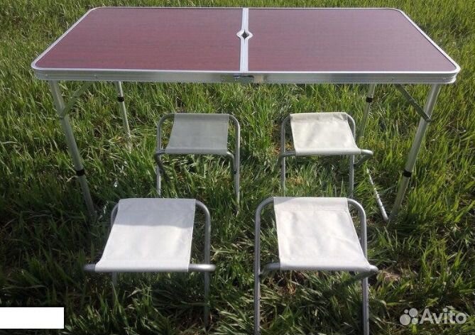 В аренду раскладной стол со стульями