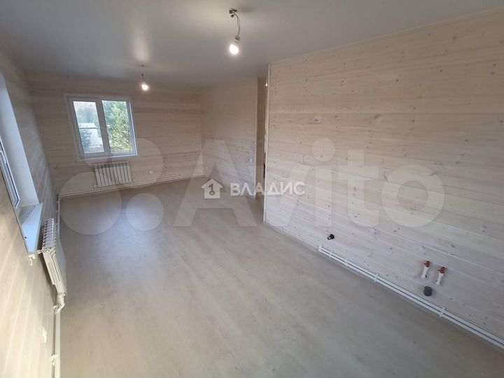 Дом 95 м² на участке 12 сот.