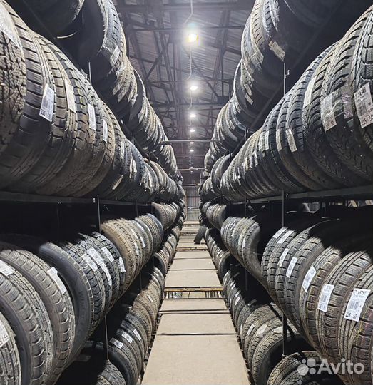 Dunlop Grandtrek SJ6 215/70 R16 99N