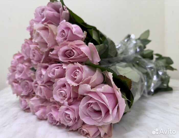 Розы и букеты из роз с доставкой