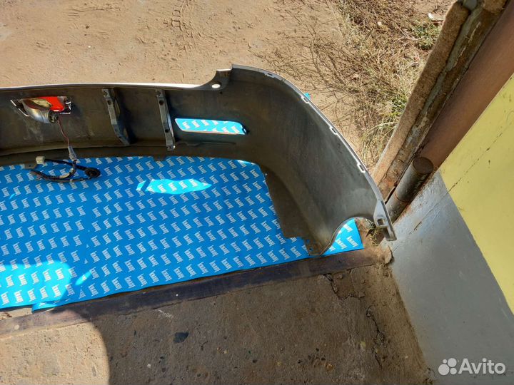 Задний бампер toyota caldina