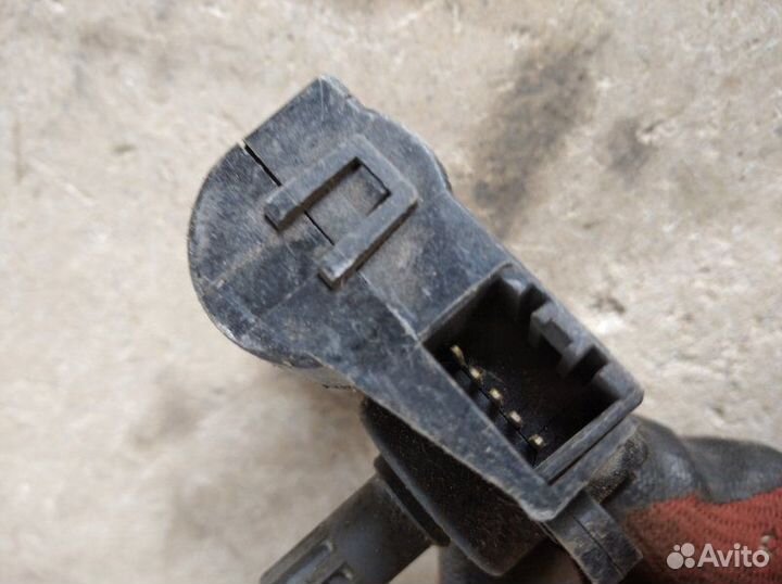 Сервопривод заслонки отопителя Hyundai Avante