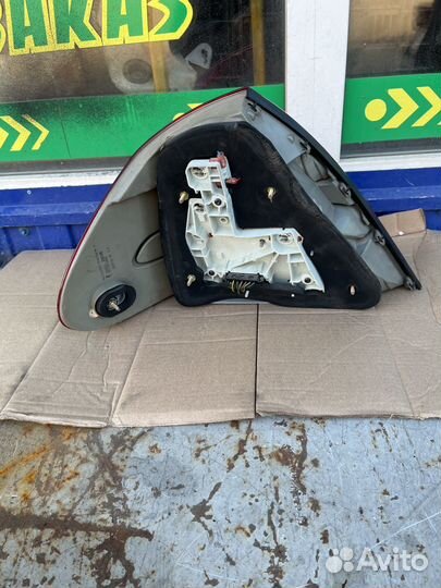 Фонарь задний правый Мерседес бенз е211 w211