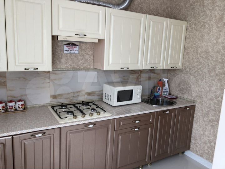 Комната 22 м² в > 9-к., 2/3 эт.