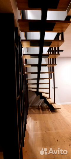 Лестница на металлокаркасе с доставкой