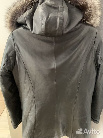 Кожаная женская куртка