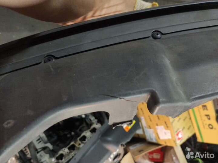 Решетка радиатора Форд Фокус 2 дорестайл