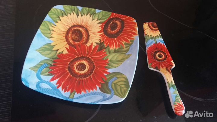 Тарелка и лопатка Блюдо и лопатка