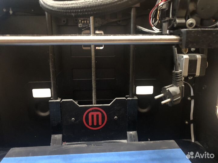 3Д принтер MakerBot Replicator 2