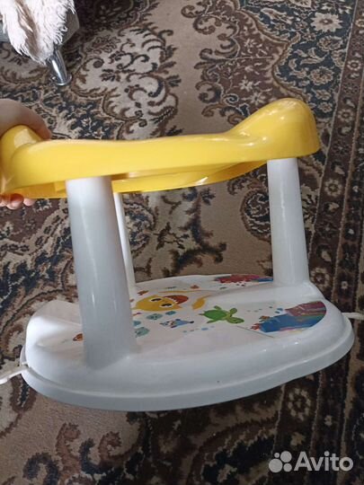 Стульчик для купания happy baby