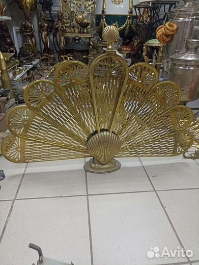 Экран для Камина.Павлин