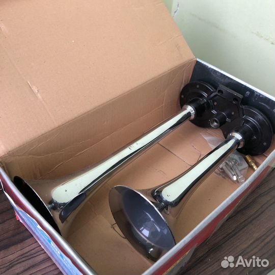 Сигнал гудок для автомобиля 24V Horn tech