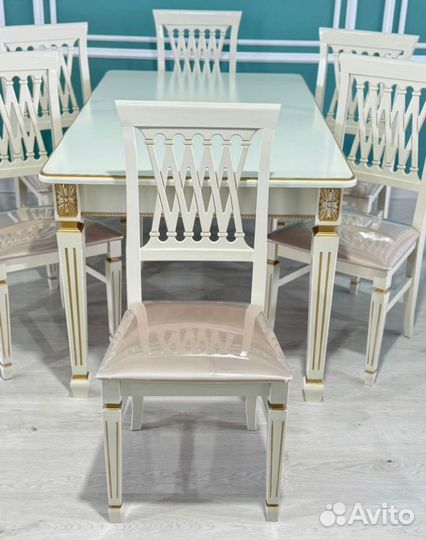 Стол со стульями для кухни от BeZass