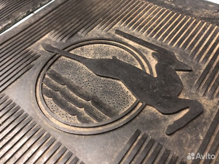 Брызговики Волга