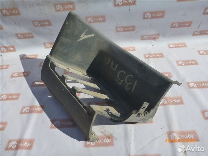 Корпус подножки передний правый Volvo Fh