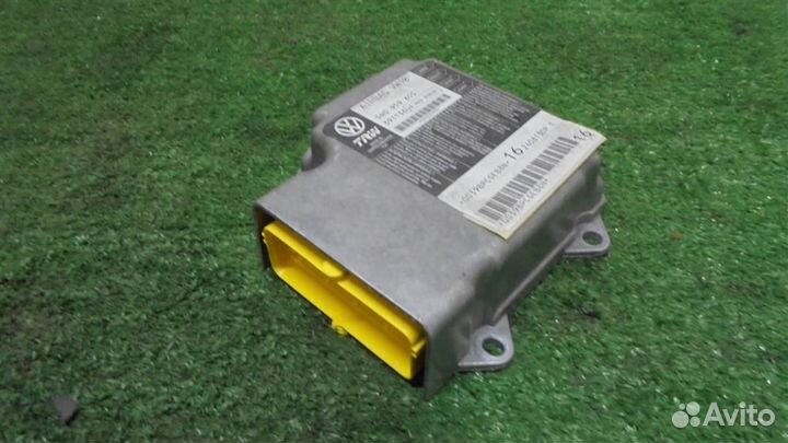 Блок управления AIR BAG VW Passat CC 2008-2017