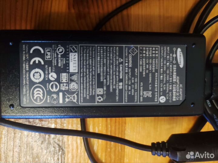 Блок питания (Адаптер)