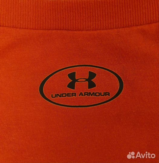 Лонгслив Under Armour