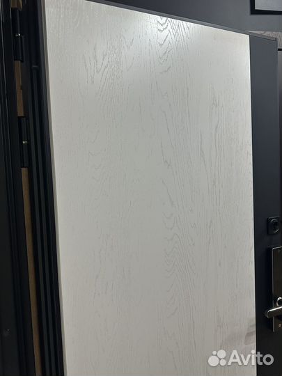 Дверь 960*2050 правые петли