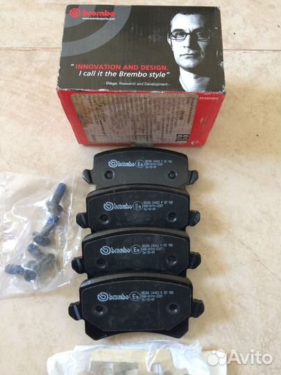 Тормозные колодки Brembo