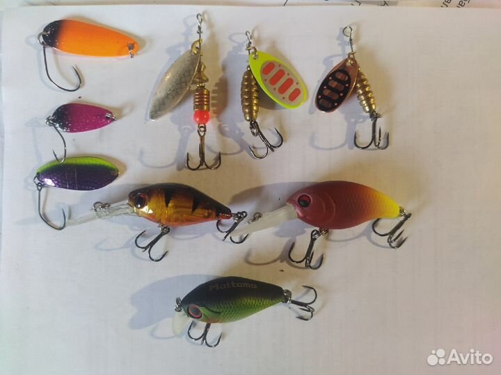 Воблера и блесны на голавля