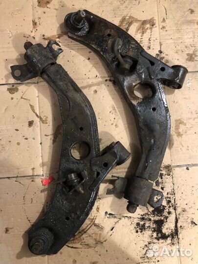 Рычаги Mazda 626 GE пара перед