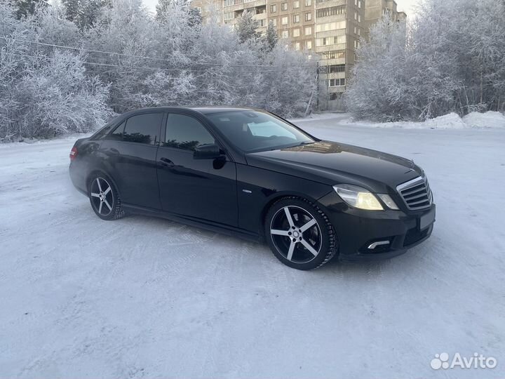 Mercedes-Benz E-класс 1.8 AT, 2010, 300 777 км