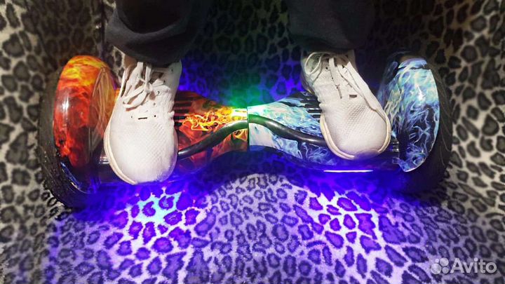 Гироскутер огонь и вода, с подсветкой и блютуз. бу