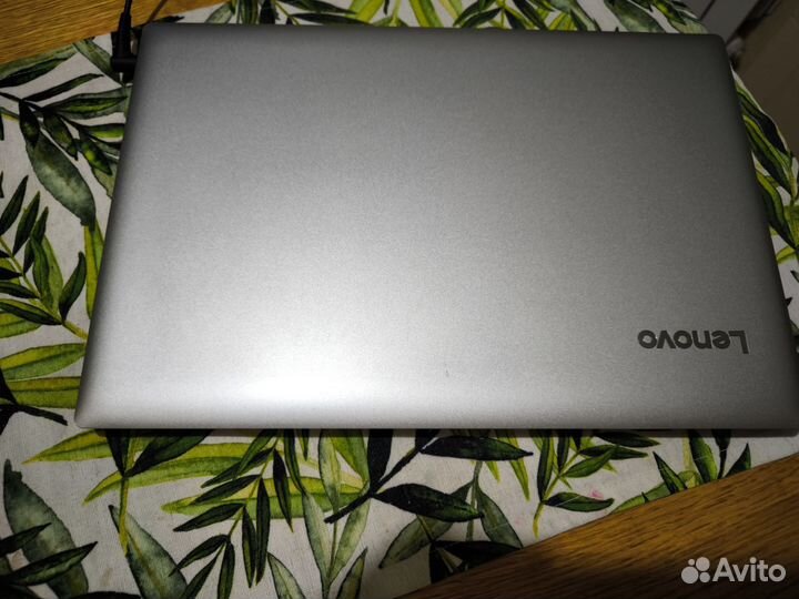 Ноутбук Lenovo ideapad 320 15ast