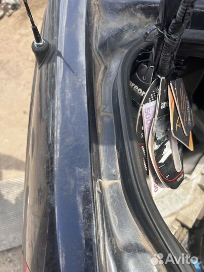 Заднее левое крыло Хендай Акцент