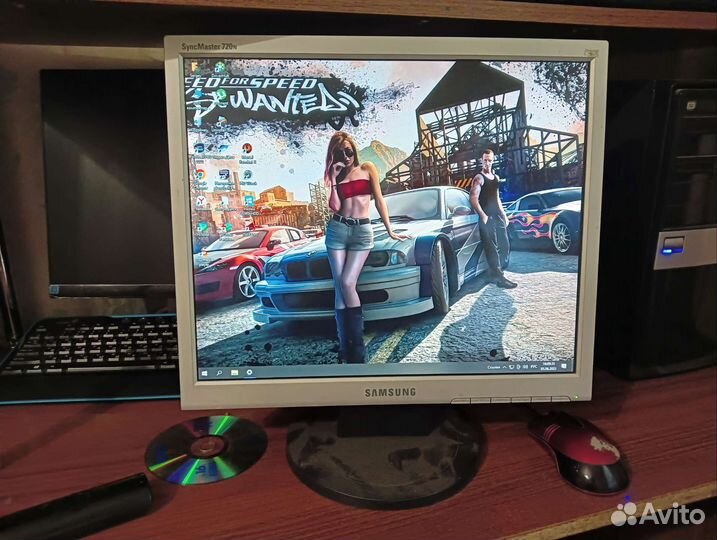 Монитор Samsung syncmaster 720n