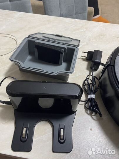 Робот-пылесос Scarlett SC-VC80RW01