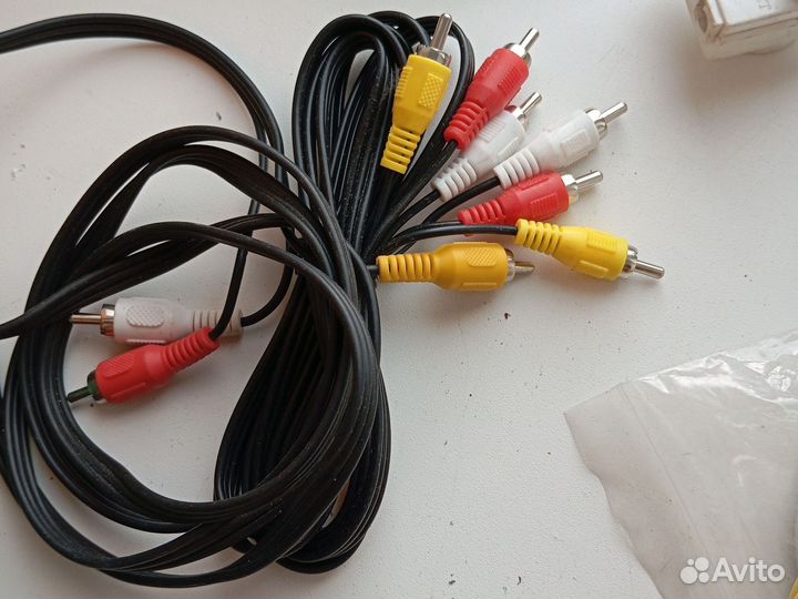 Звуковой кабель тюльпан