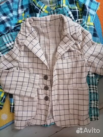 5 рубашек, костюм и пиджак