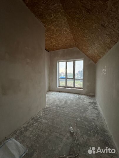 Штукатурка стен по маякам