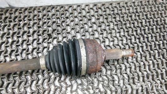 Привод передний правый renault megane 3 (6AD13N101