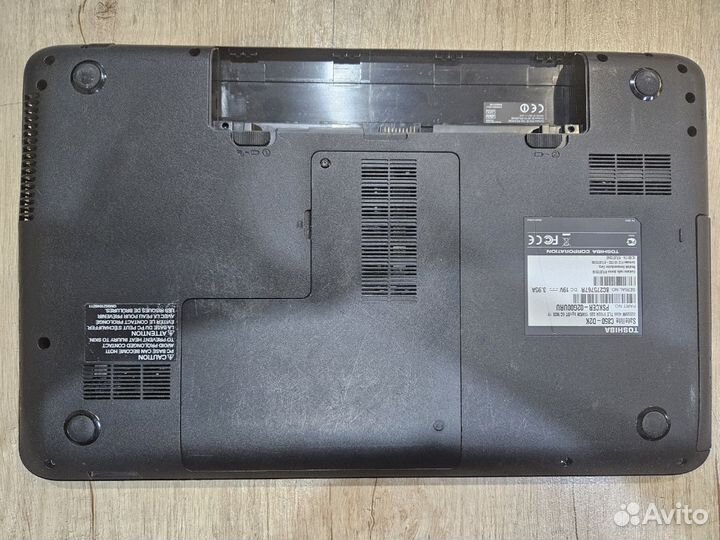 Toshiba C850 На разбор