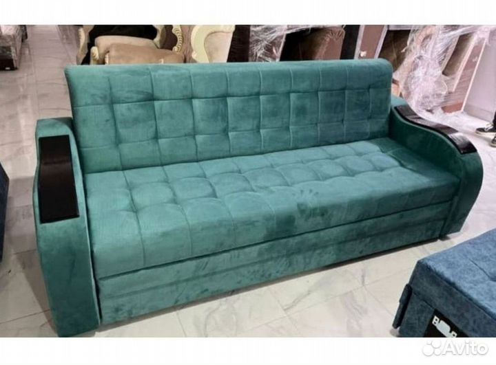 Прямой диван в наличии не б/у