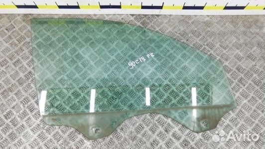 Стекло двери передней правой volkswagen touareg 7L