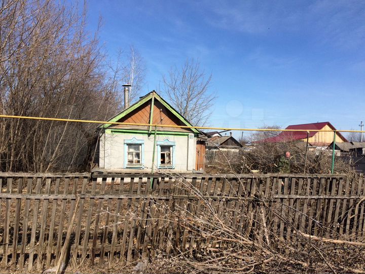 Дом 25 м² на участке 6 сот.