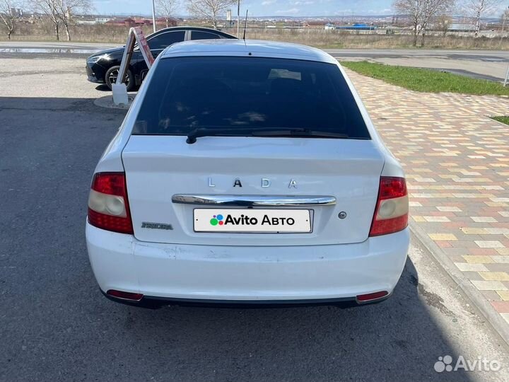 LADA Priora 1.6 МТ, 2011, 300 000 км