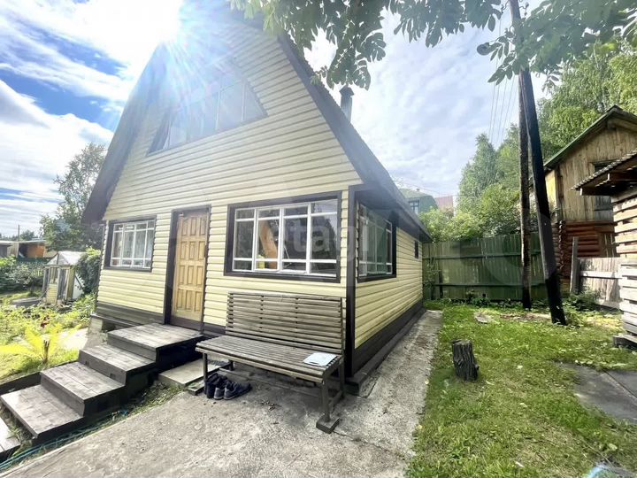 Дача 40 м² на участке 8,1 сот.