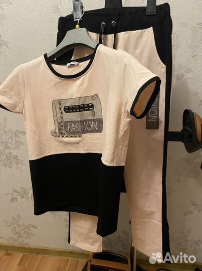 Новый спортивный костюм турция стразы