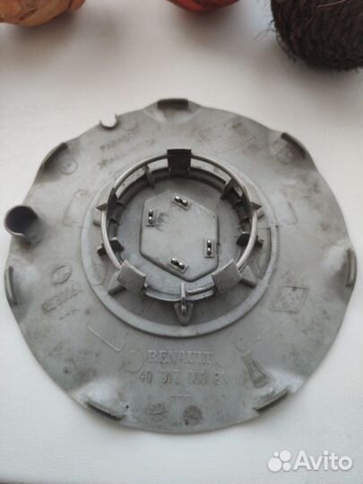 Колпак диска renault 403170002N