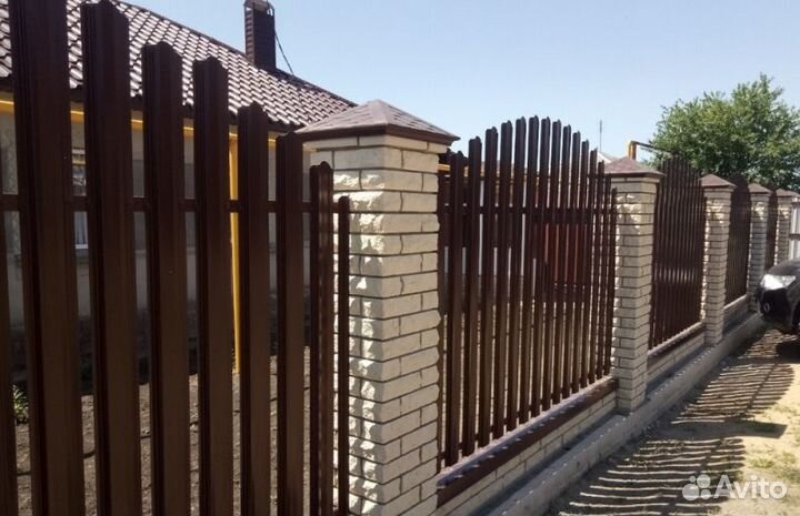 Забор из евроштакетника с гарантией быстро